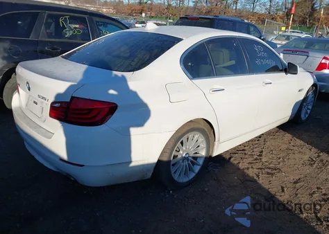 2013 BMW 535I xDrive z USA, uszkodzony, nr VIN WBAFU7C52DDU69505